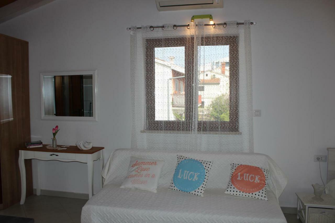 Apartman Sasa Ровинь Экстерьер фото